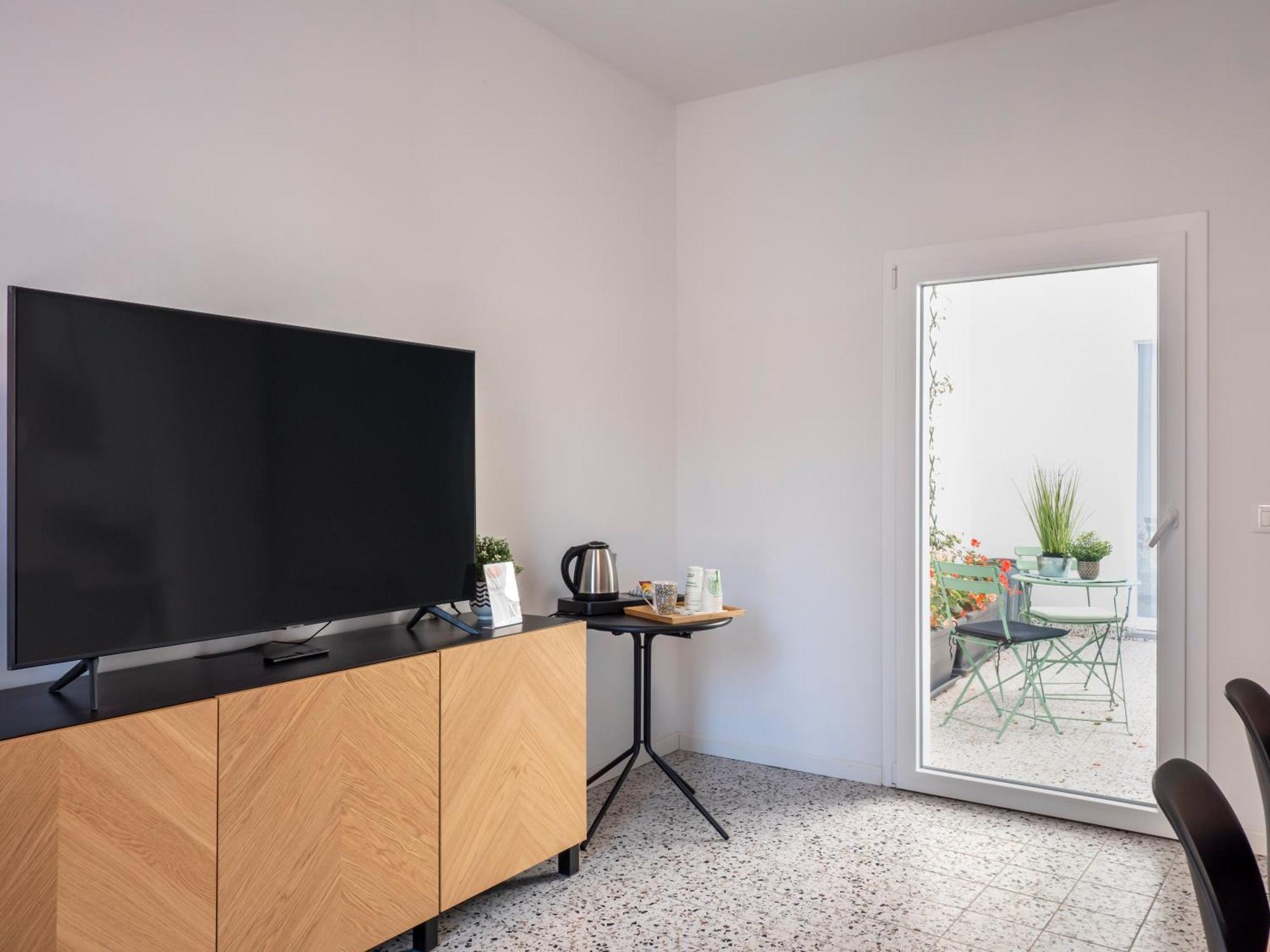 Zuara9Room Римини Экстерьер фото