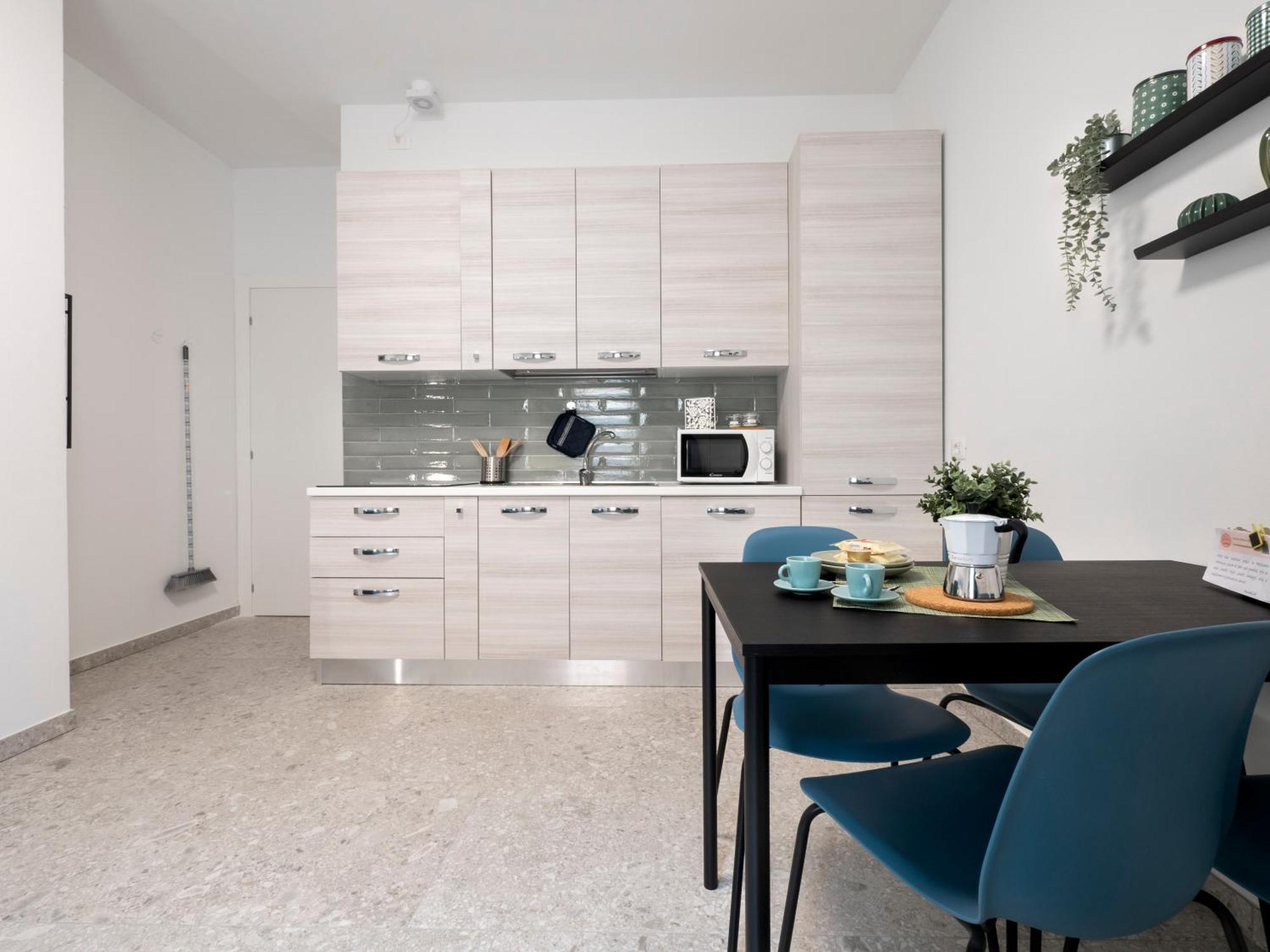 Zuara9Room Римини Экстерьер фото