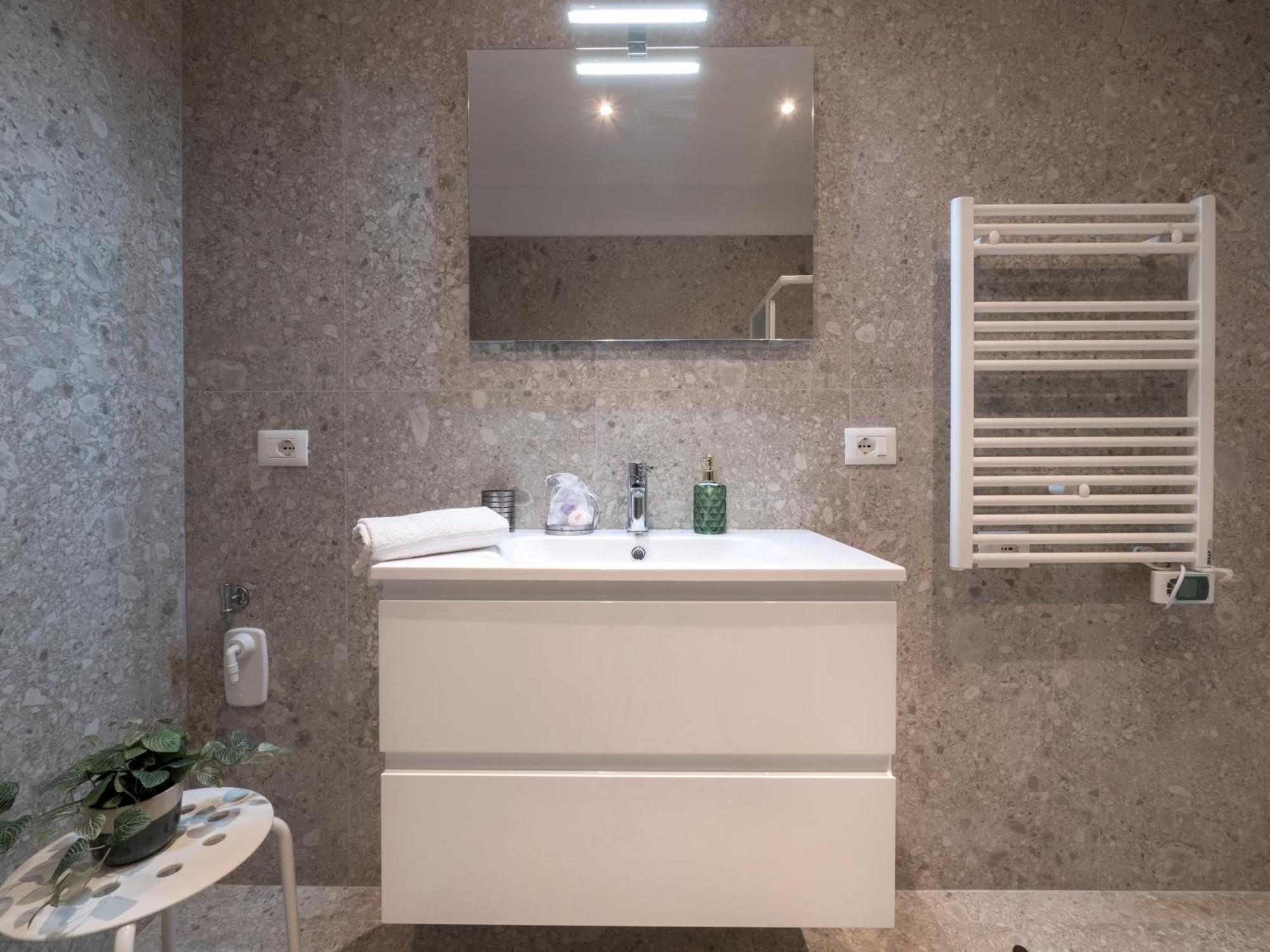 Zuara9Room Римини Экстерьер фото