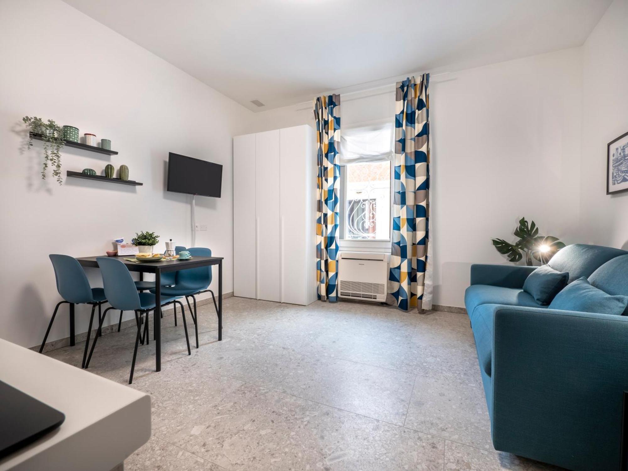Zuara9Room Римини Экстерьер фото